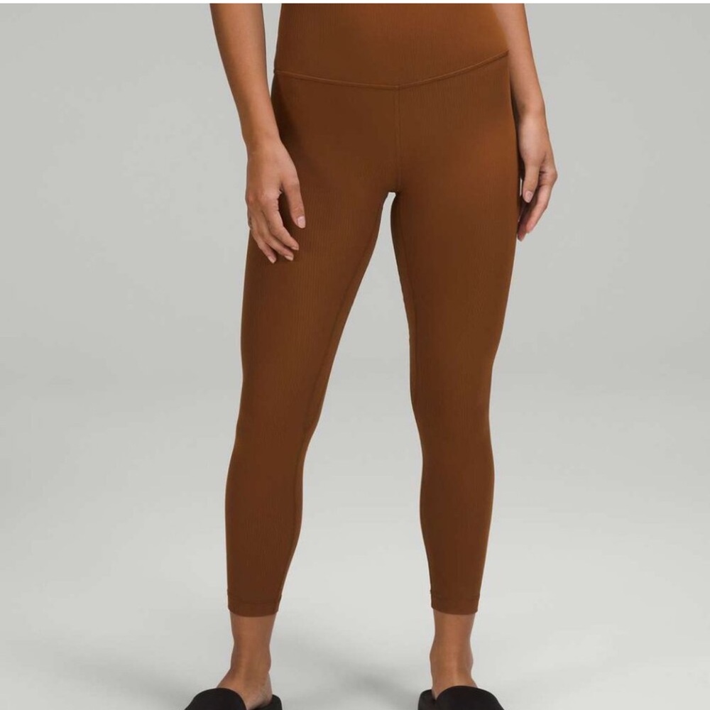 Women’s Lululemon 25” Ribbed Align Roasted Brown Leggings Size 12